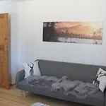 #7 Komfortables Gaestehaus Schlossblick Trunkelsberg ,Vollstaendig Ausgestattet, 2 Baeder, 3 Schlafzimmer, Top-Ausstattung Casa de Férias