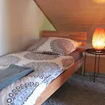 #7 Komfortables Gaestehaus Schlossblick Trunkelsberg ,Vollstaendig Ausgestattet, 2 Baeder, 3 Schlafzimmer, Top-Ausstattung Trunkelsberg